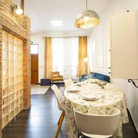 La Casina De Cimadevilla By Silastur * גיחון