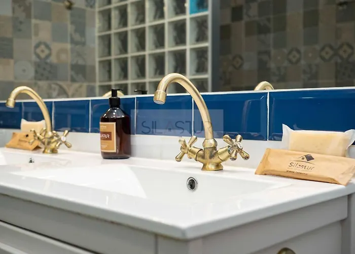 La Casina De Cimadevilla By Silastur